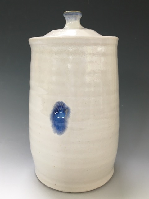 Lot 72 Louise Thompson	Lidded Jar	ceramic stoneware 20com high	reserve &pound;55